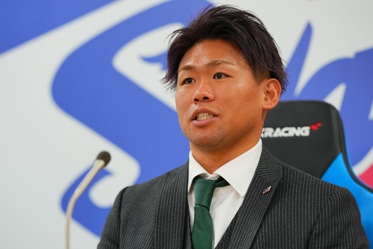 ヤクルト田口麗斗（2023年12月26日撮影）