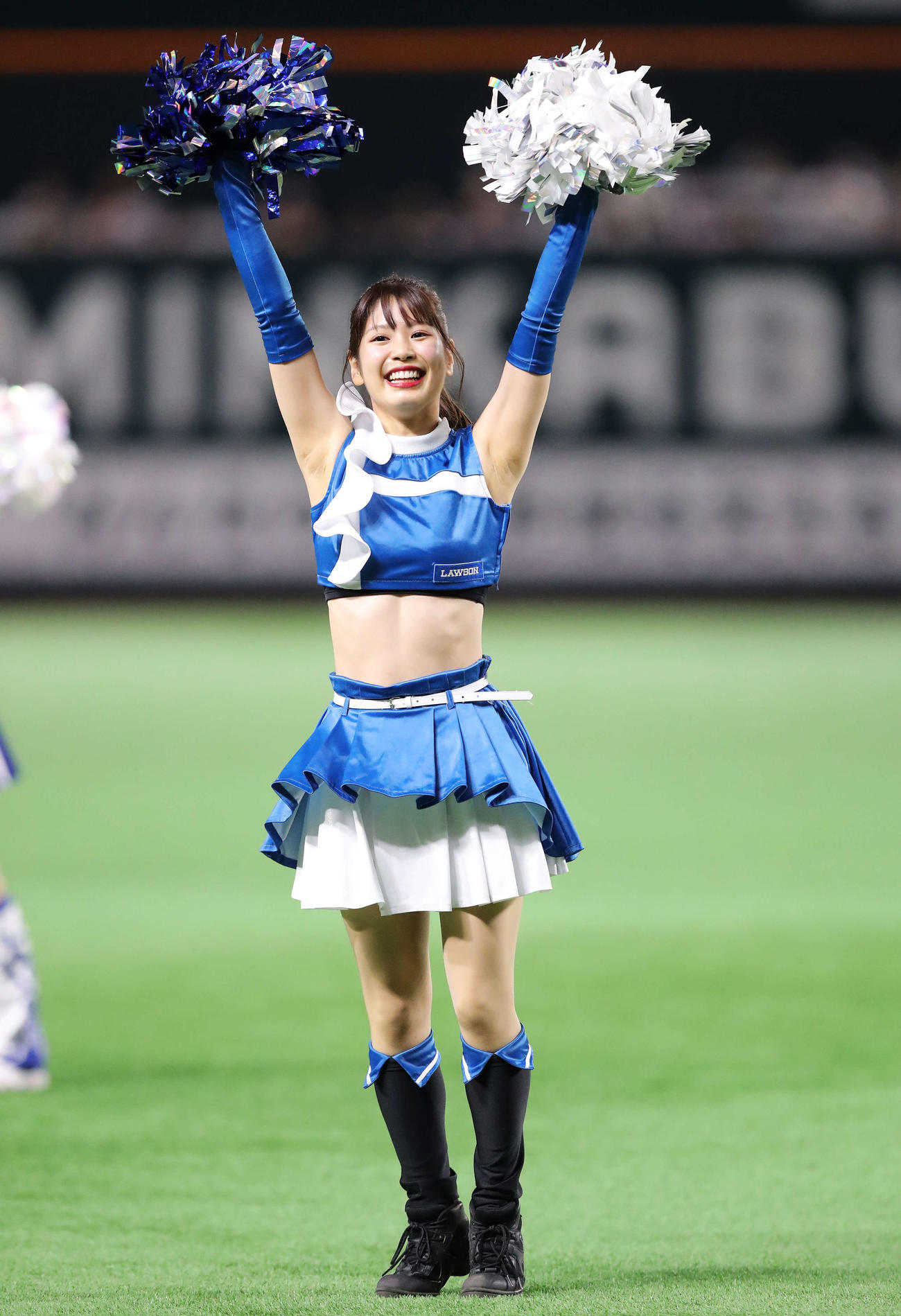 全パ対全セ　オールスター第1戦に臨むファイターズガールの滝谷美夢さん＝2022年7月26日　
