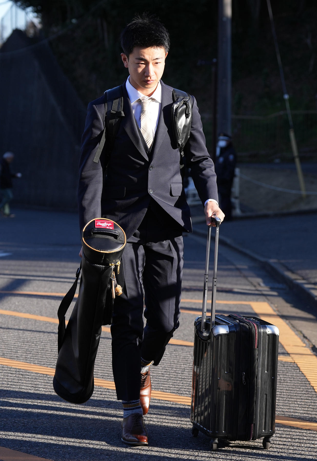 入寮した日本ハム育成2位の平田（撮影・鈴木みどり）