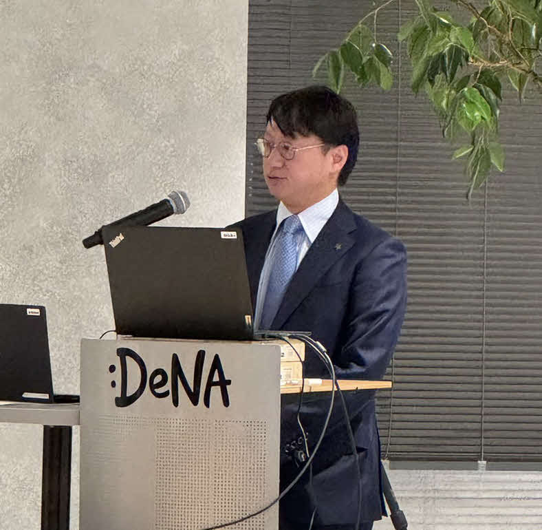球団事務所で新年の訓示を行ったDeNA木村球団社長（撮影・小早川宗一郎）