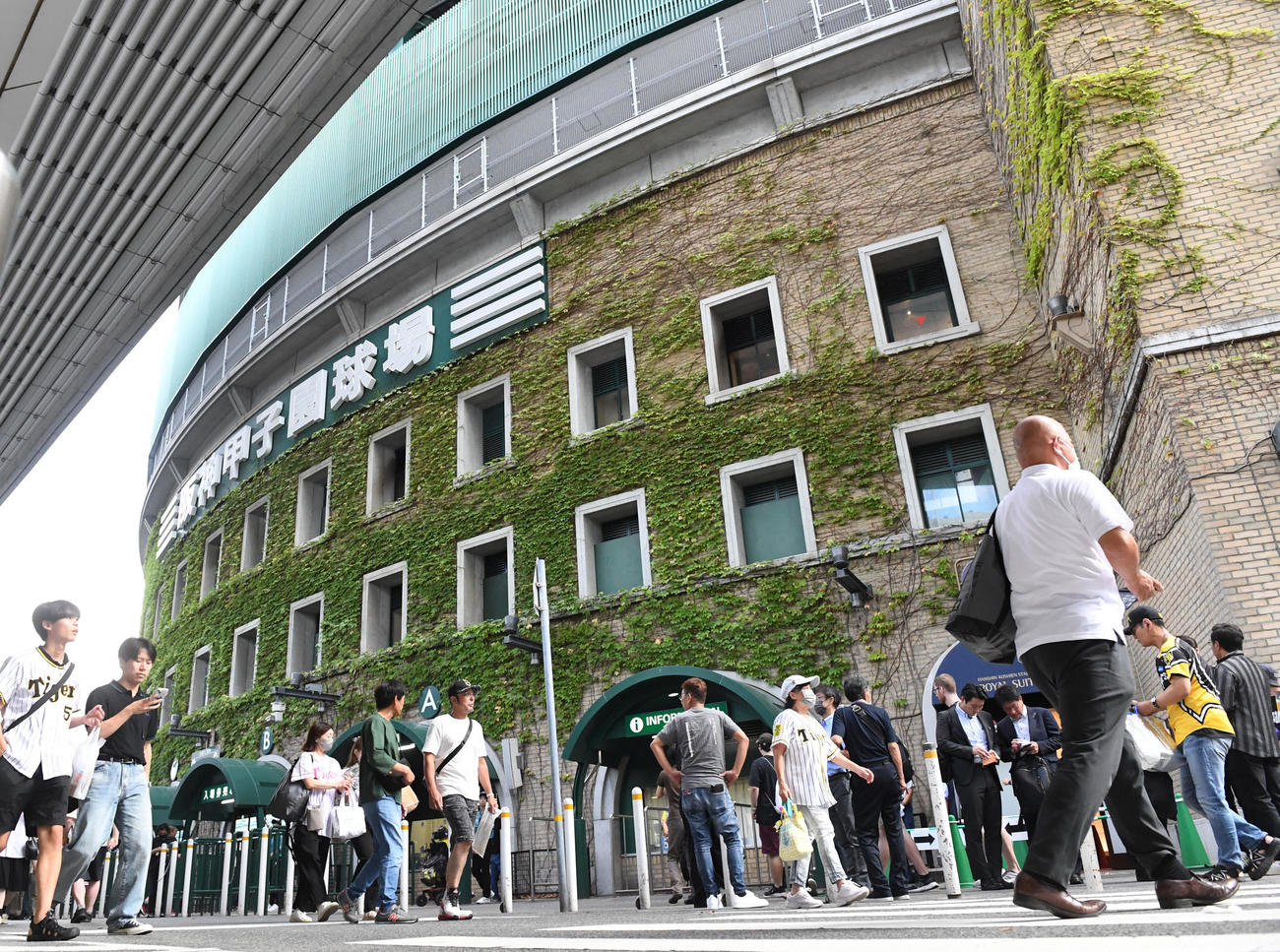 甲子園球場（2023年9月12日撮影）
