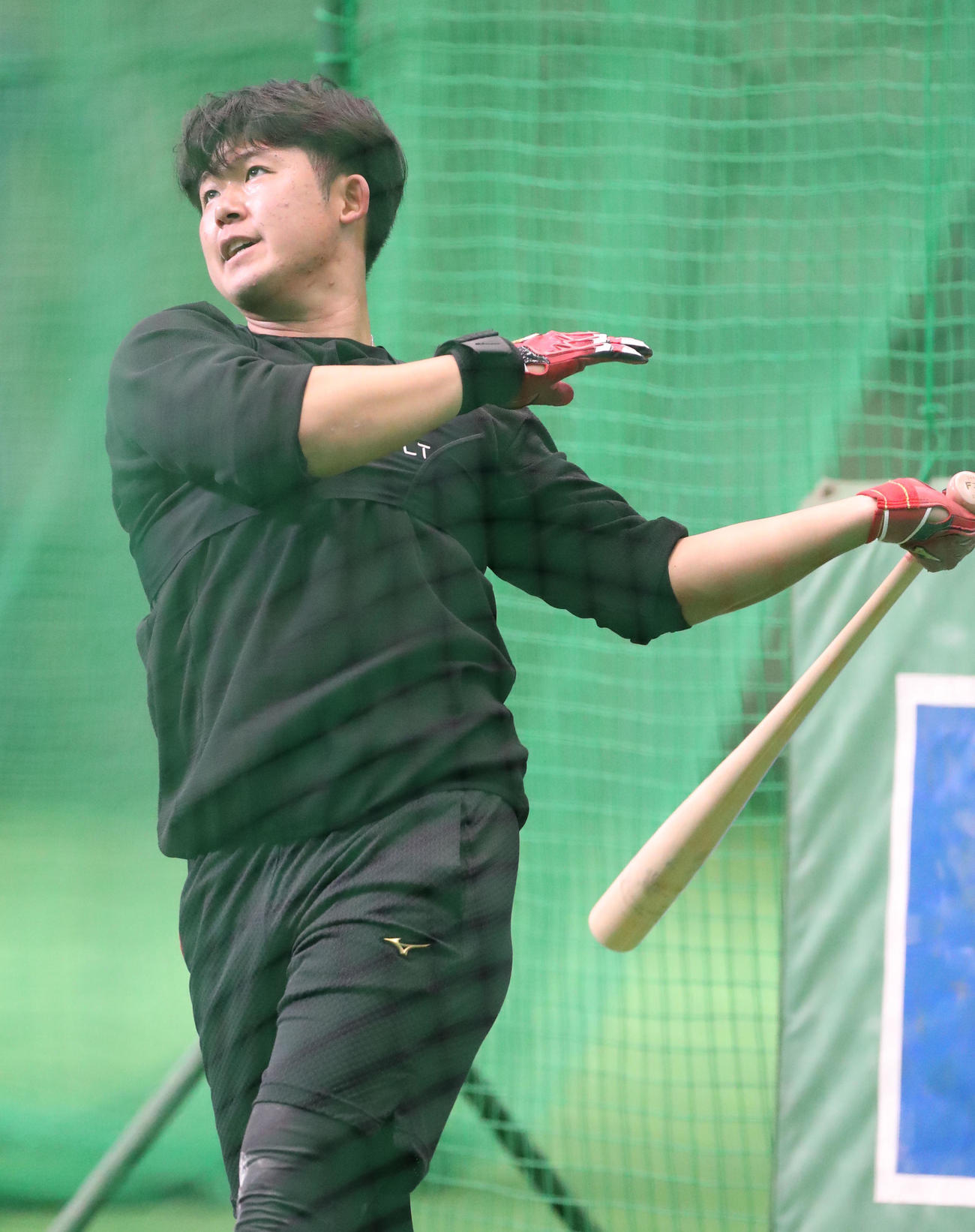 打撃練習をする日本ハム進藤（撮影・佐藤翔太）