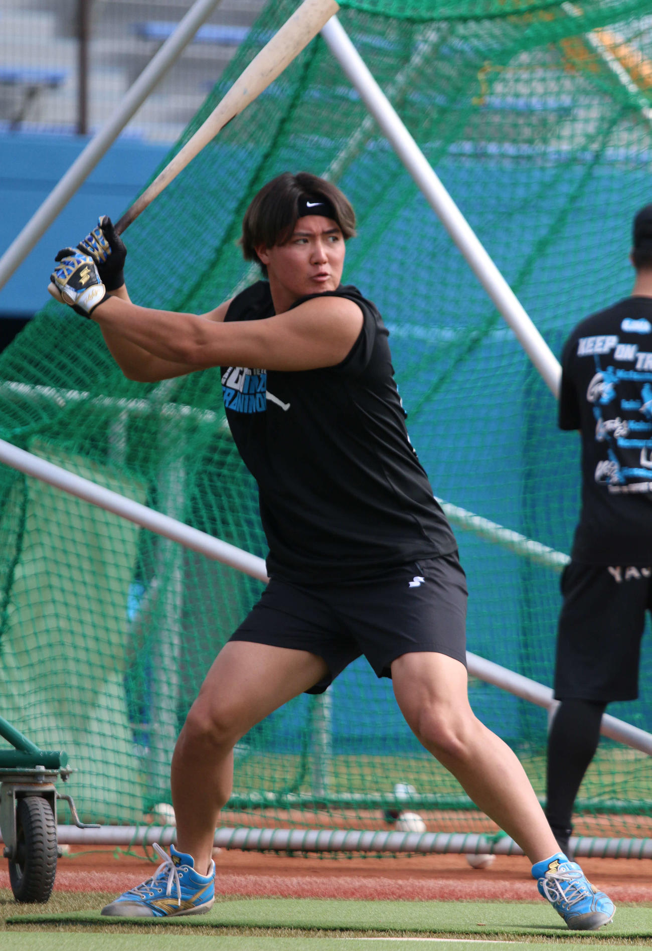 沖縄・伊江村での自主トレを公開した日本ハム郡（撮影・木下大輔）