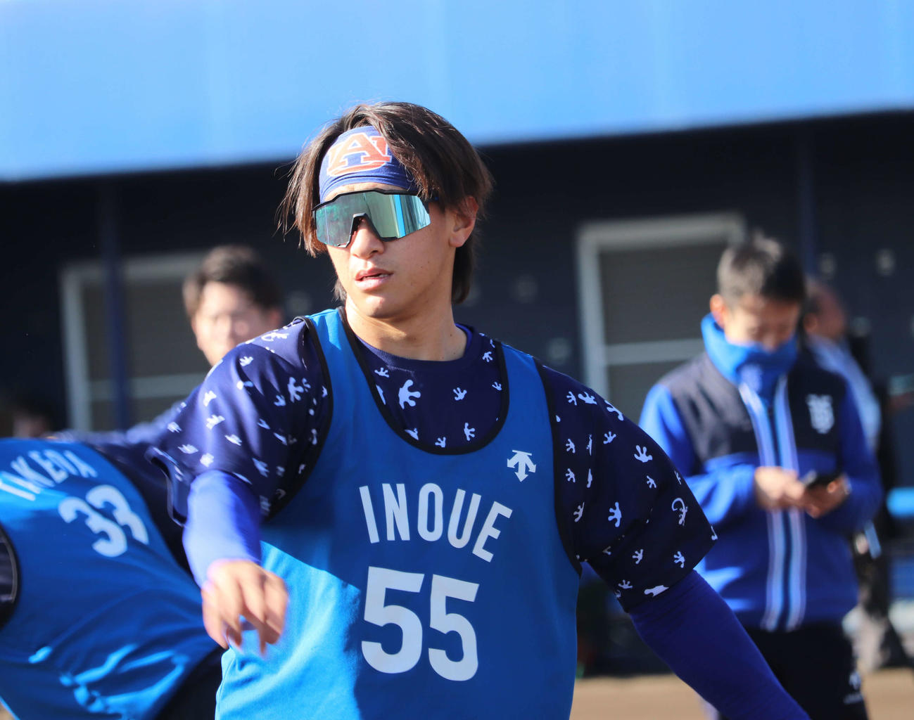 新人合同自主トレに参加したDeNA井上（撮影・小早川宗一郎）