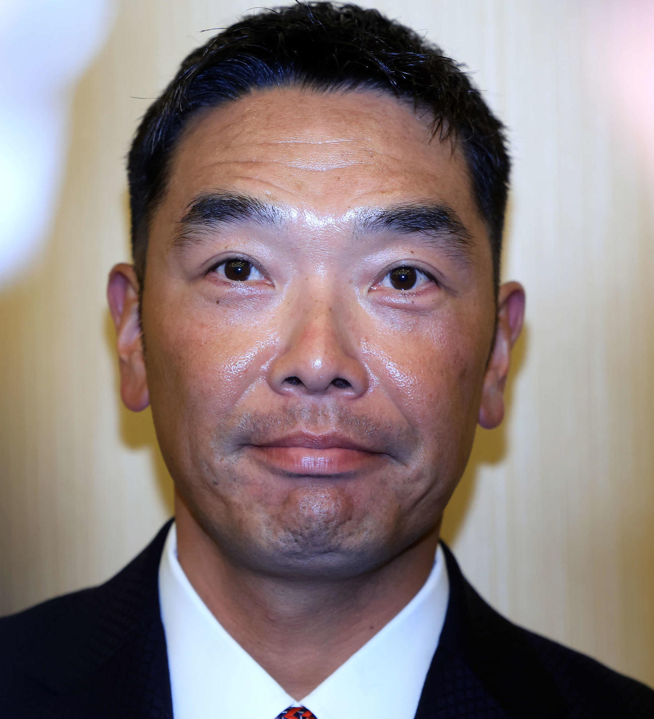 巨人スタッフミーティングを終えて、報道陣の質問に答える阿部監督（撮影・浅見桂子）
