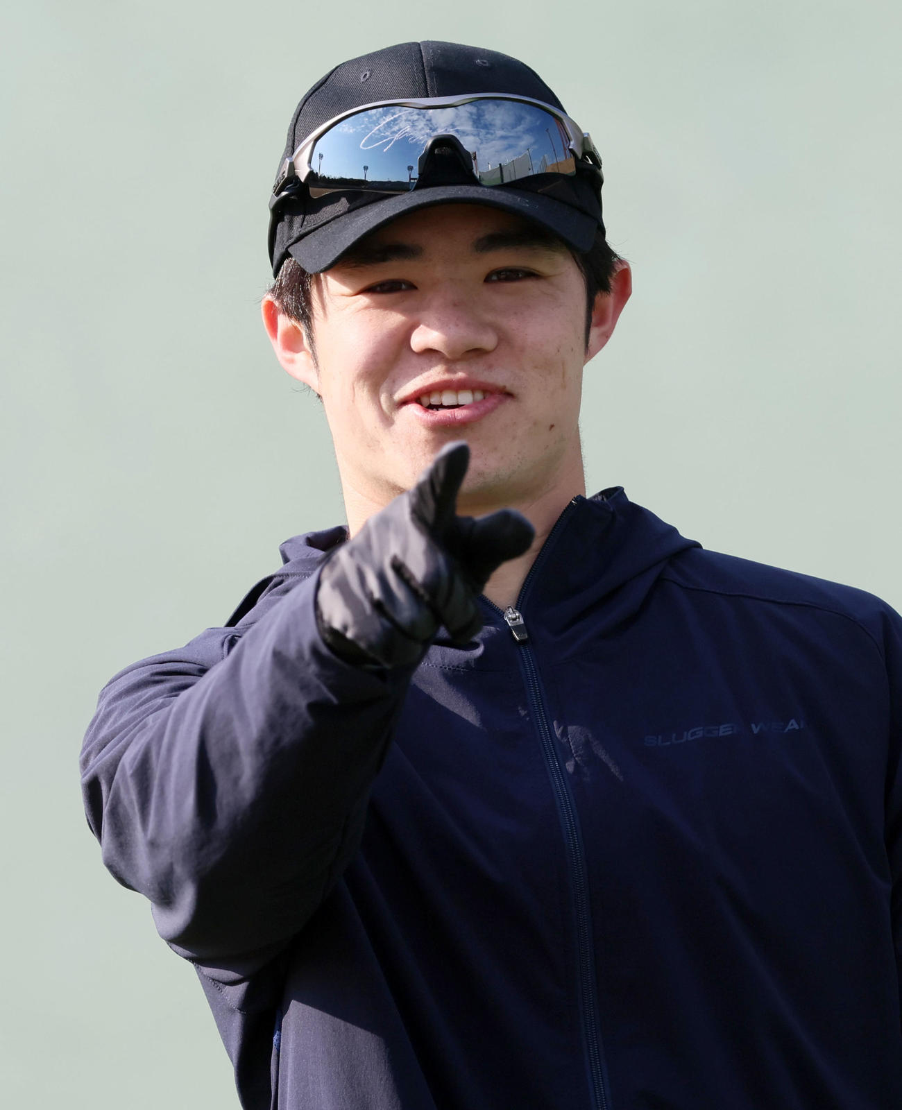 自主トレを公開し明るい表情を見せる中野（撮影・加藤哉）
