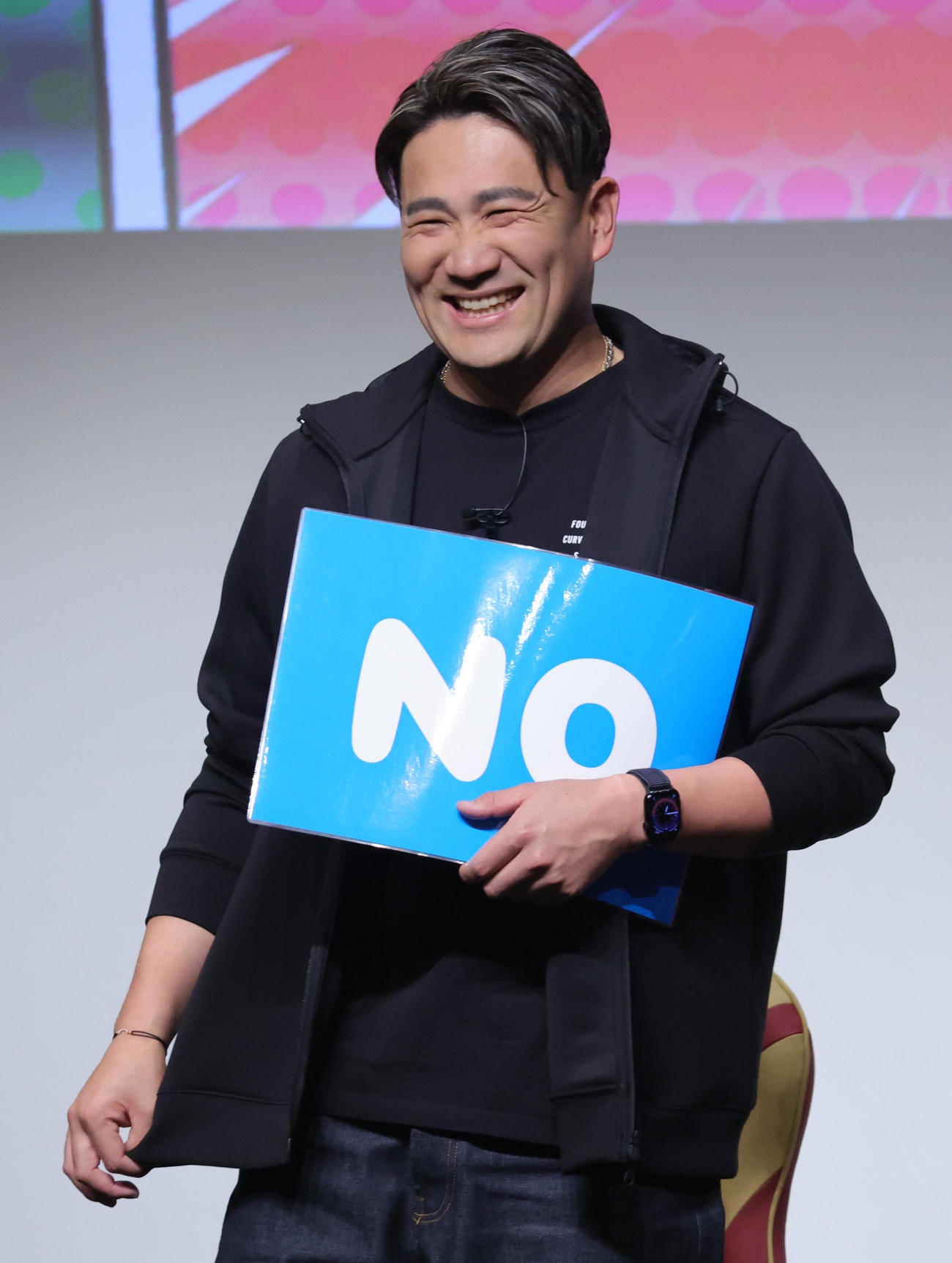 ファンミーティングで笑顔を見せる楽天田中将（撮影・野上伸悟）