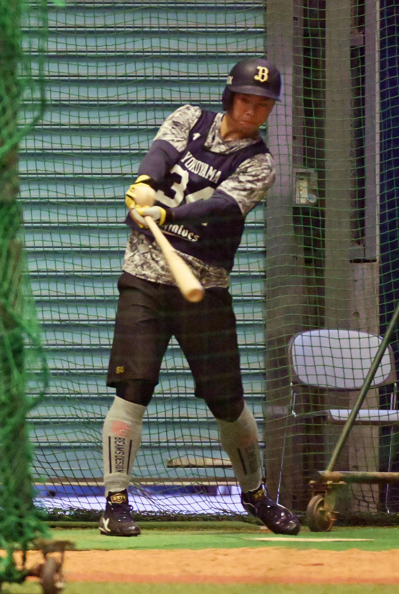 打撃練習を行うオリックス横山聖（撮影・前岡正明）