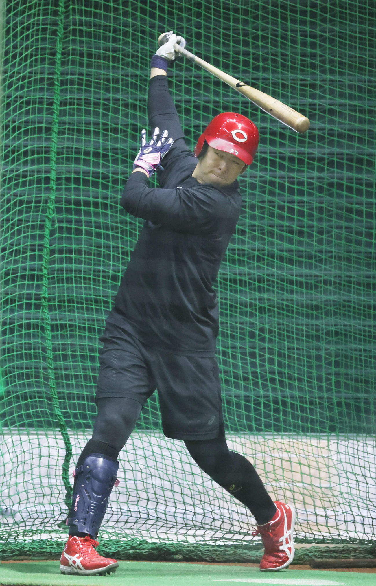 合同自主トレで打撃練習をする広島野間（撮影・加藤孝規）