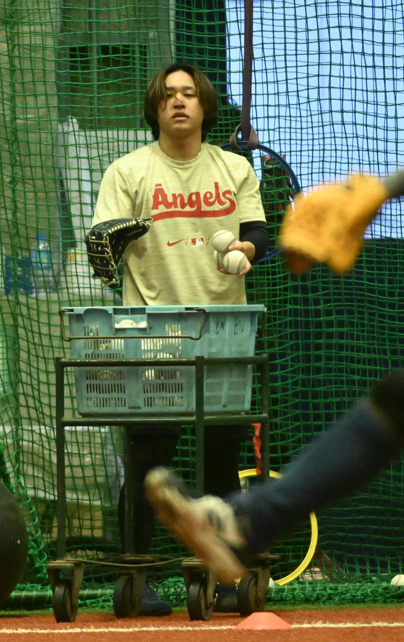 自主トレを行ったオリックス宮城（12日撮影）