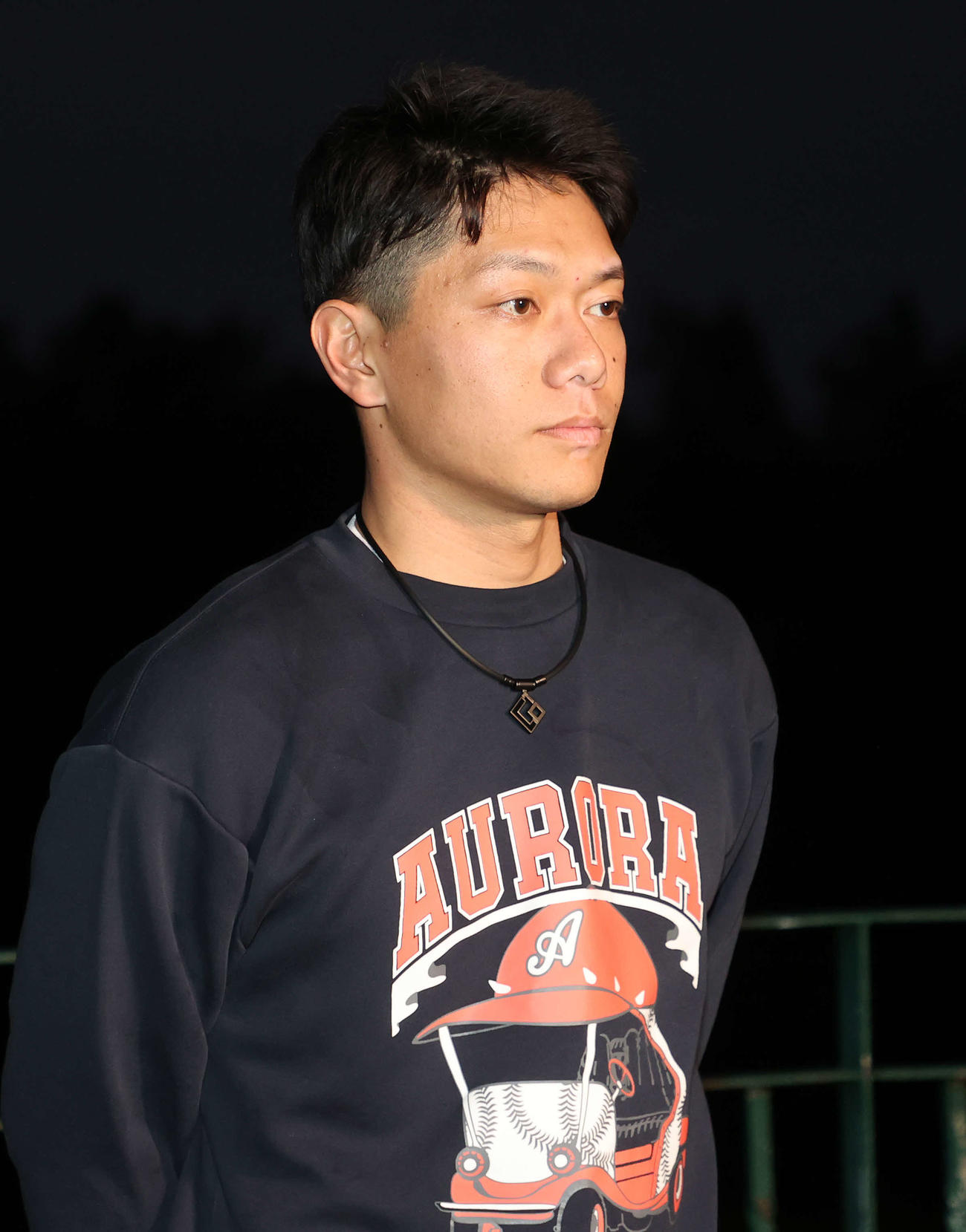 ハラスメント防止研修を終え報道陣の質問に答える楽天田中和（撮影・鈴木正人）