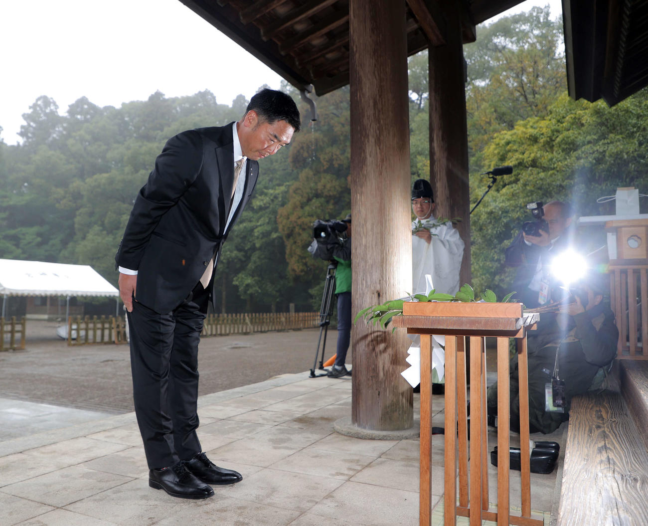 宮崎神宮を参拝するる巨人阿部監督