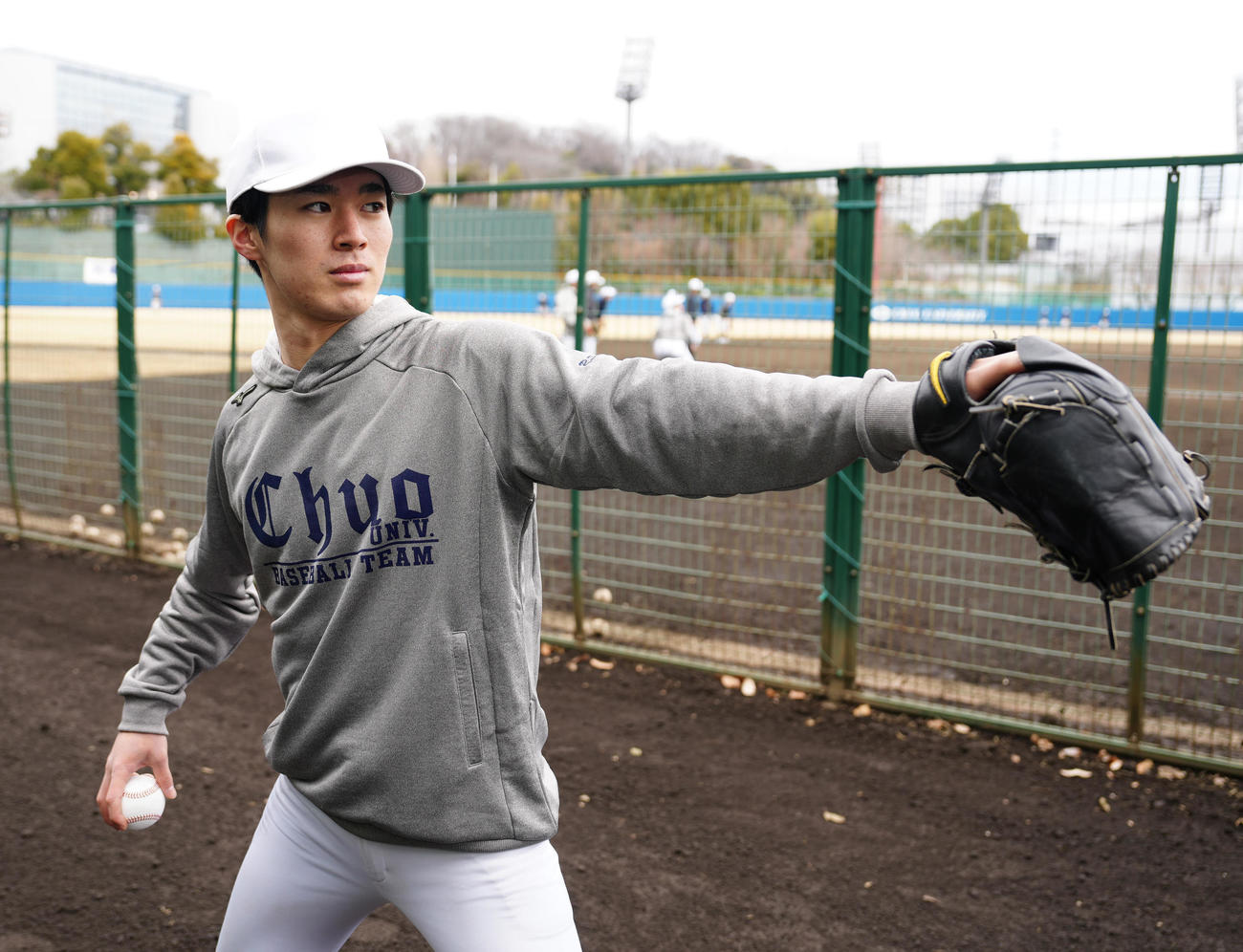 進学先である中大の練習に参加した大船渡・佐々木怜（撮影・江口和貴）