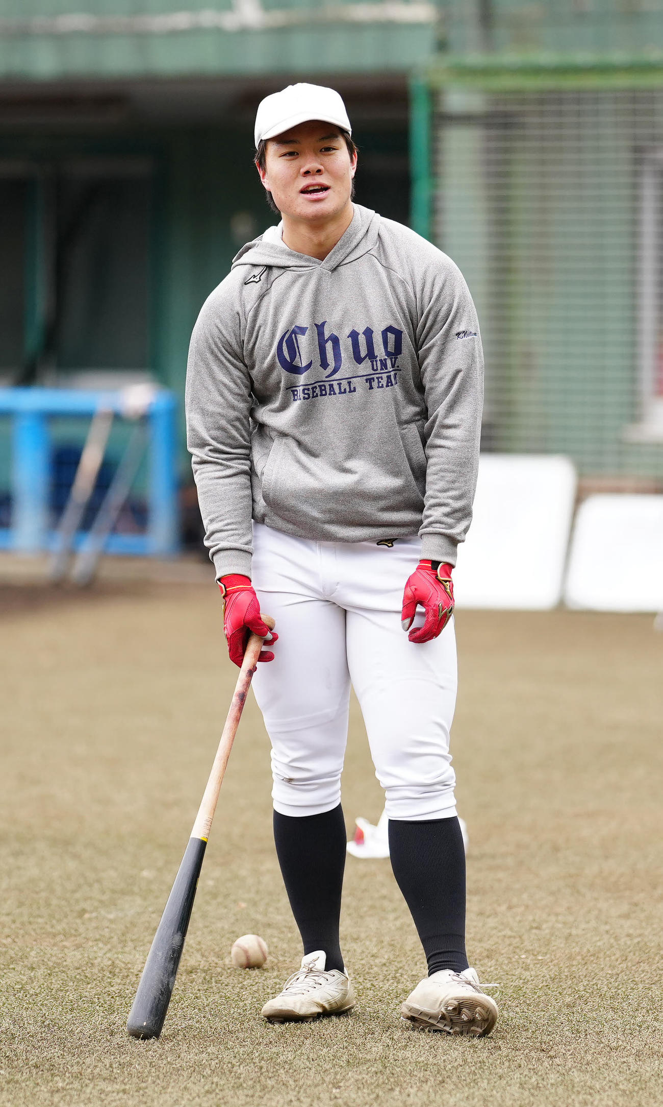 中大の練習に参加する浜松開誠館・新妻（撮影・江口和貴）