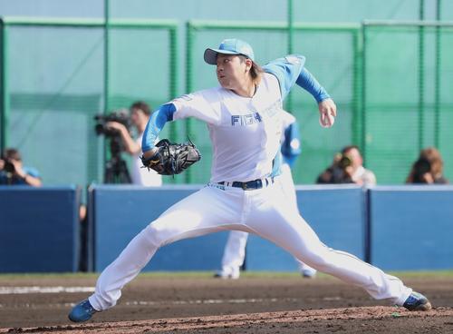 日本ハム紅白戦　3回に登板の白組堀（撮影・黒川智章）