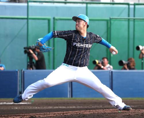 日本ハム紅白戦　4回に登板の紅組北浦（撮影・黒川智章）