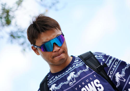 ヤクルト】青木宣親「新鮮な気持ち」右翼でシートノック 山本昌氏から