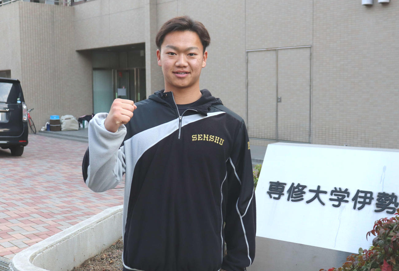 専大に入寮し、大学生活をスタートさせた平野（撮影・保坂淑子）