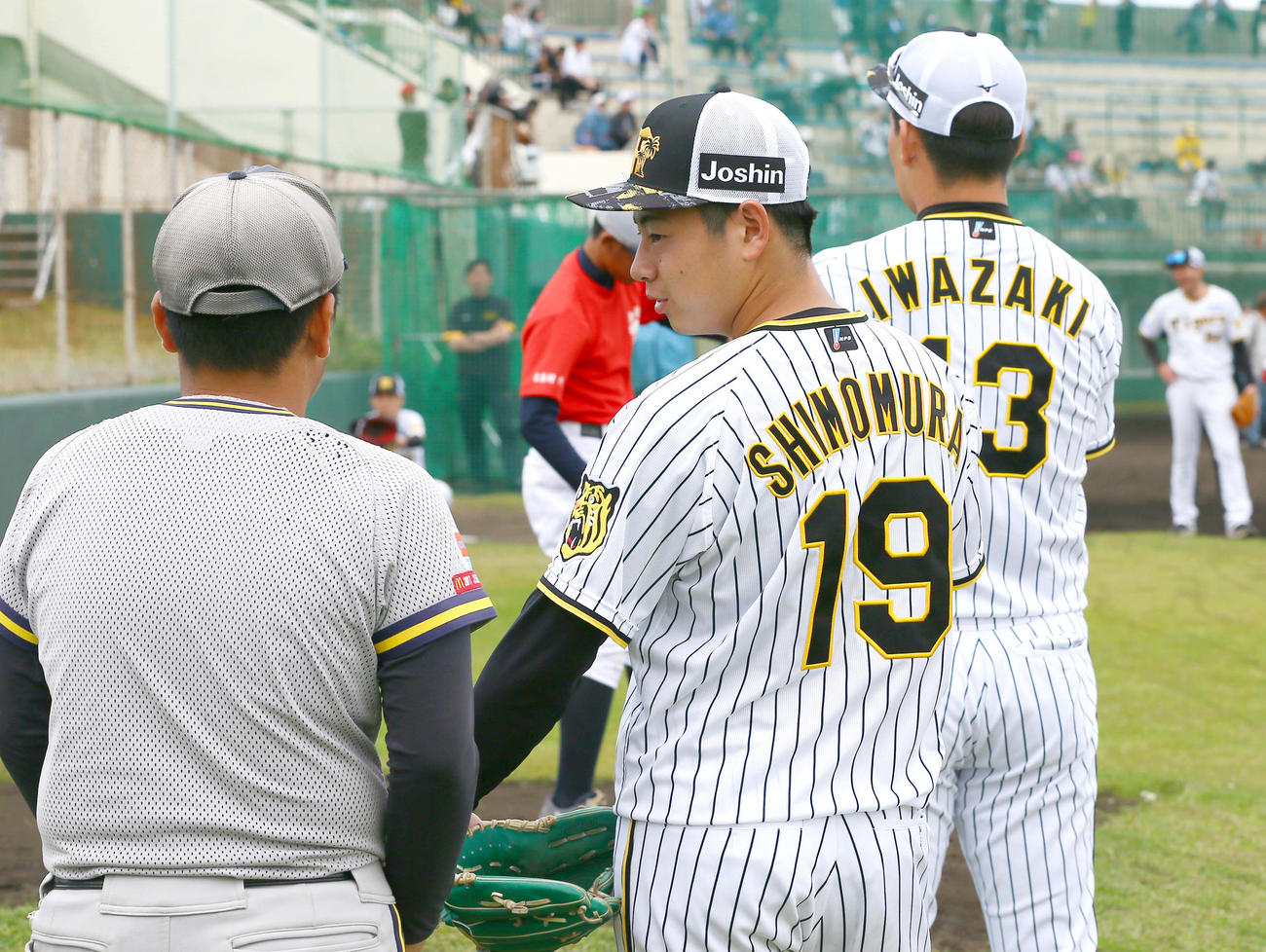 野球教室に参加した下村（撮影・上山淳一）