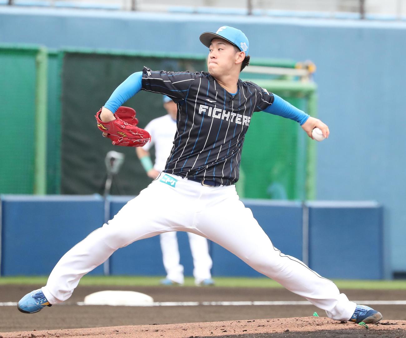 日本ハム紅白戦　紅組先発の北浦（撮影・黒川智章）