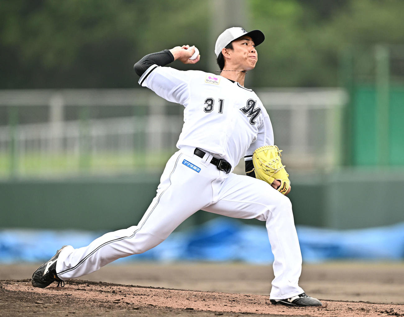 ライブBPで登板したロッテ大谷（撮影・滝沢徹郎）