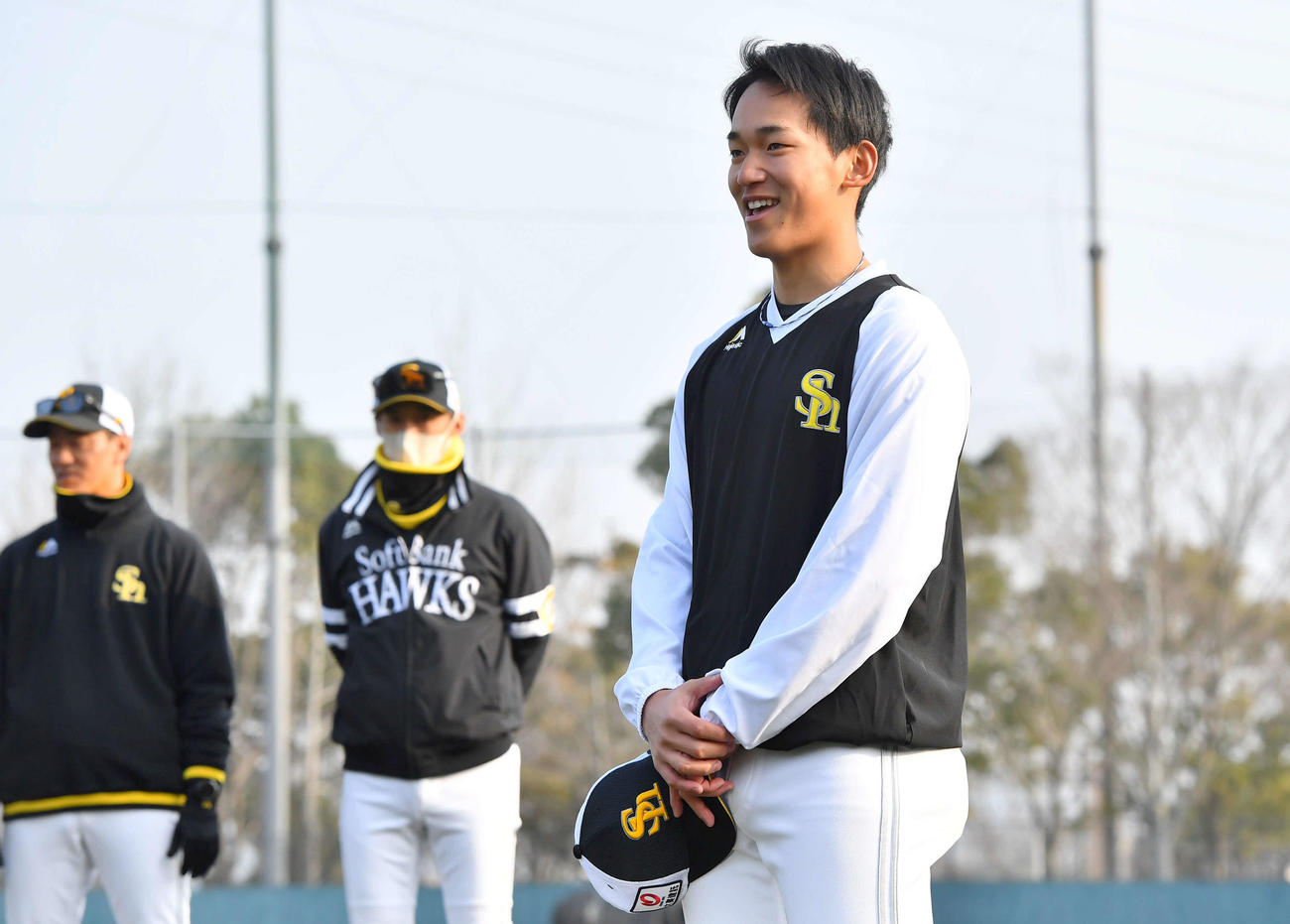 朝の1分間スピーチを行うソフトバンク前田悠（撮影・岩下翔太）