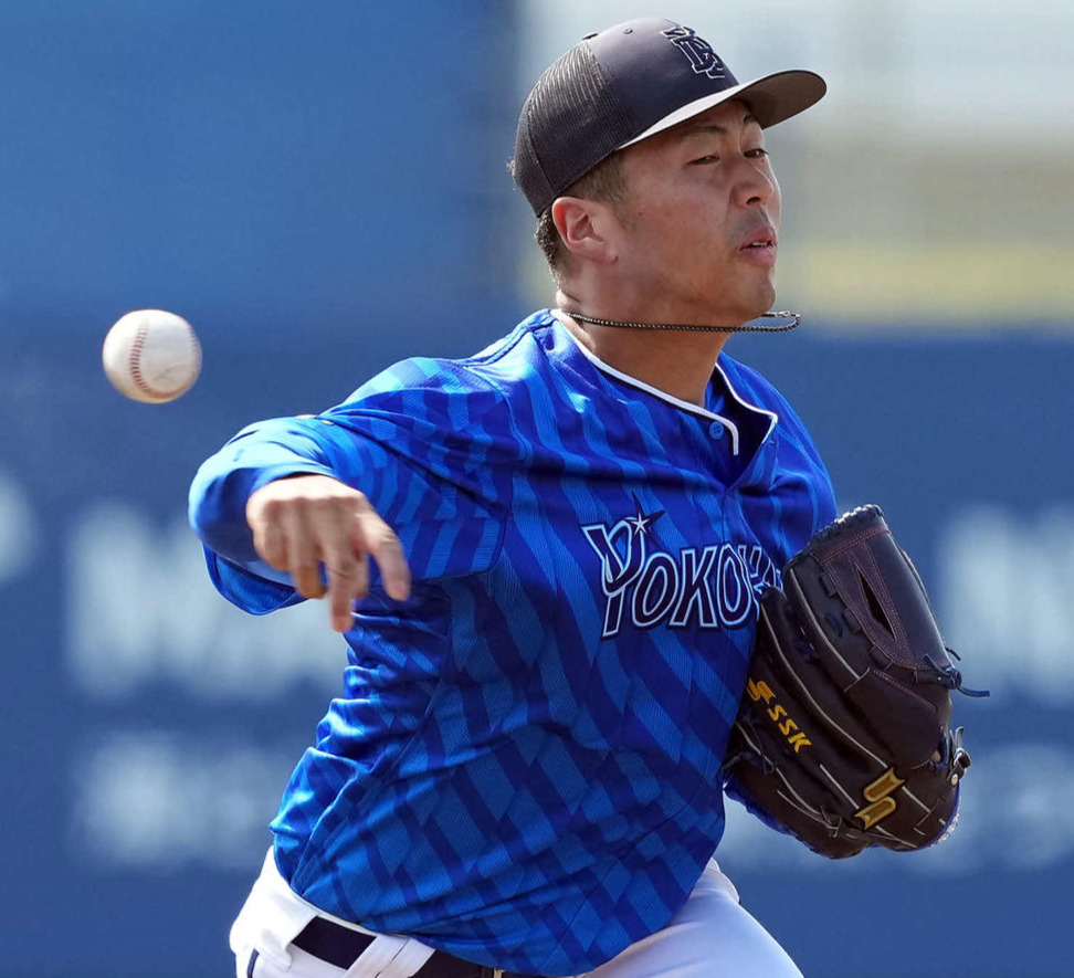 ライブBPで力投するDeNA松本凌（撮影・たえ見朱実）
