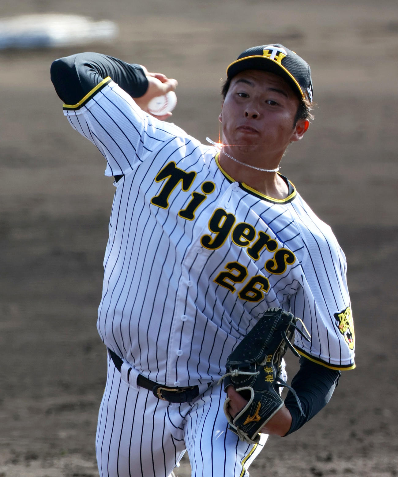紅白戦　9回表に登板する白組椎葉（撮影・上山淳一）