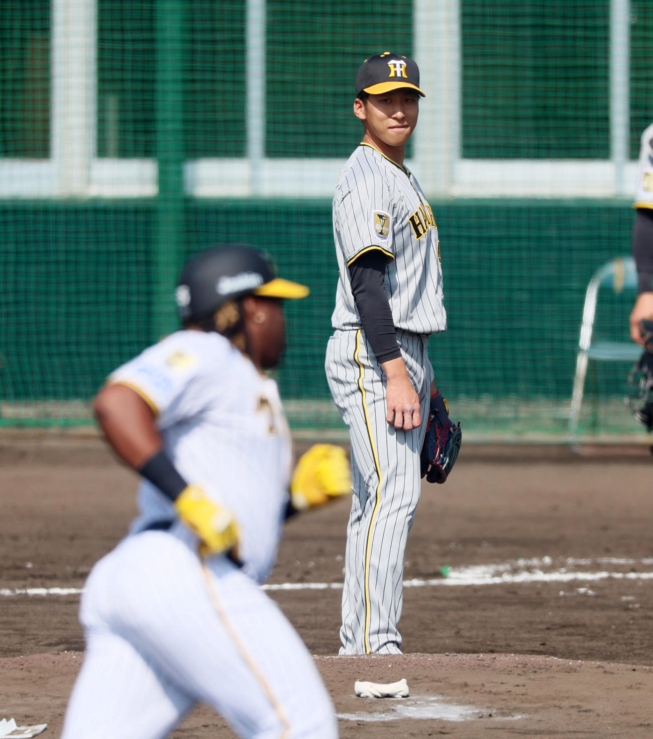 紅白戦　2回裏白組1死一塁、茨木はミエセスに左越え2点本塁打を被弾（撮影・加藤哉）