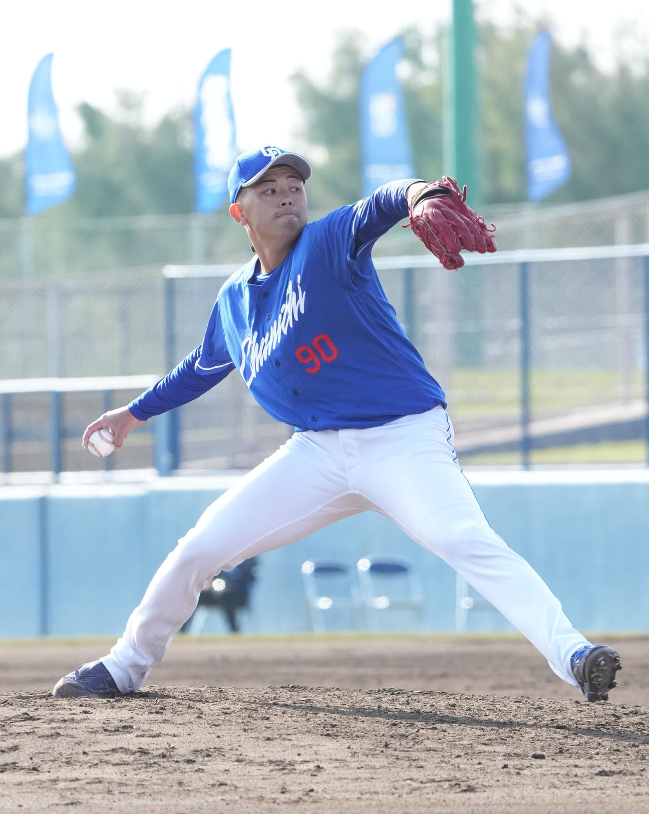 DeNA対中日　9回裏、中日7番手で登板する松山（撮影・森本幸一）