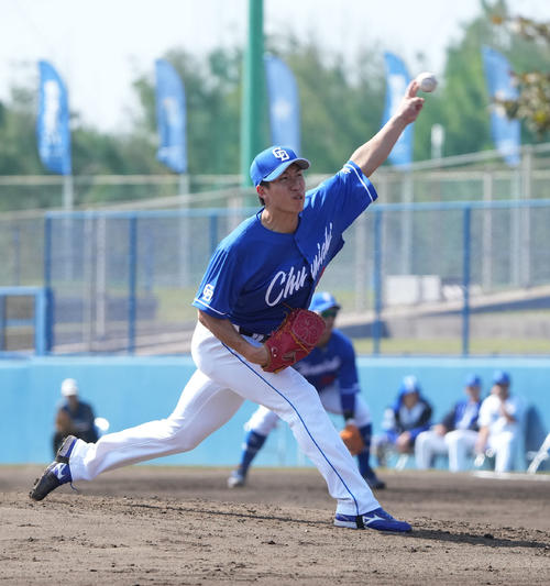 DeNA対中日　4回裏、中日2番手で登板する橋本（撮影・森本幸一）