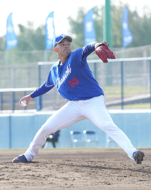 DeNA対中日　9回裏、中日7番手で登板する松山（撮影・森本幸一）