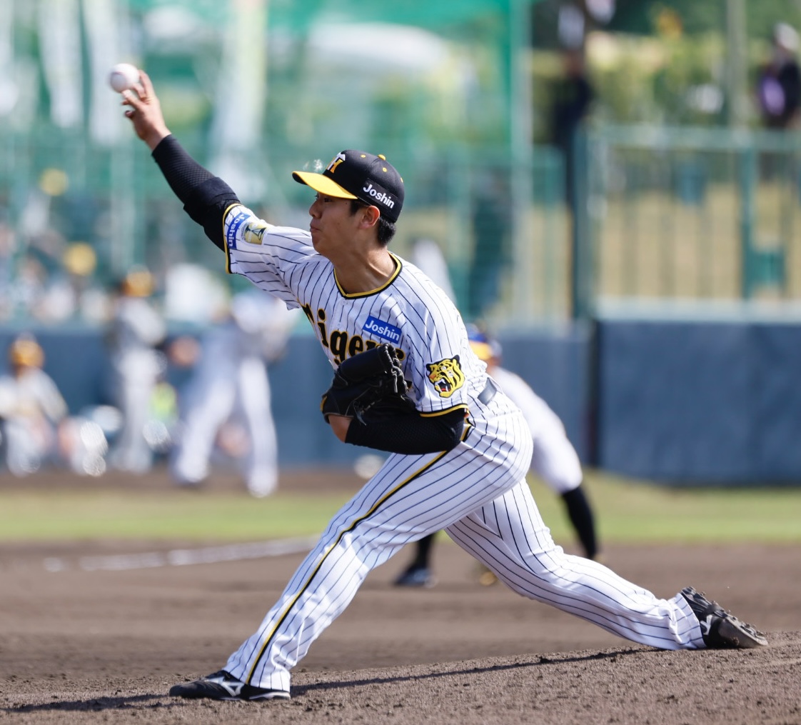 阪神春季キャンプ紅白戦　5回、4番手で登板した石黒（撮影・藤尾明華）