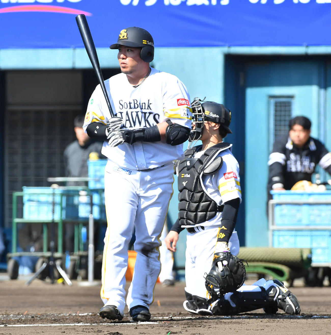 シート打撃で第1打席は見逃し三振に倒れたソフトバンク山川（撮影・岩下翔太）