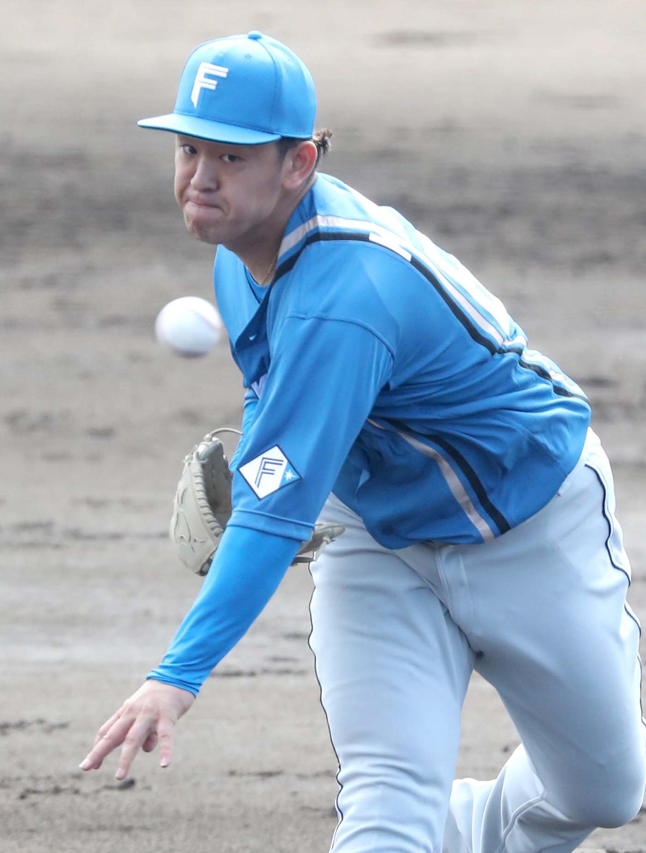 サムスン対日本ハム　3回から登板し2イニングを無安打に抑える北浦（撮影・黒川智章）