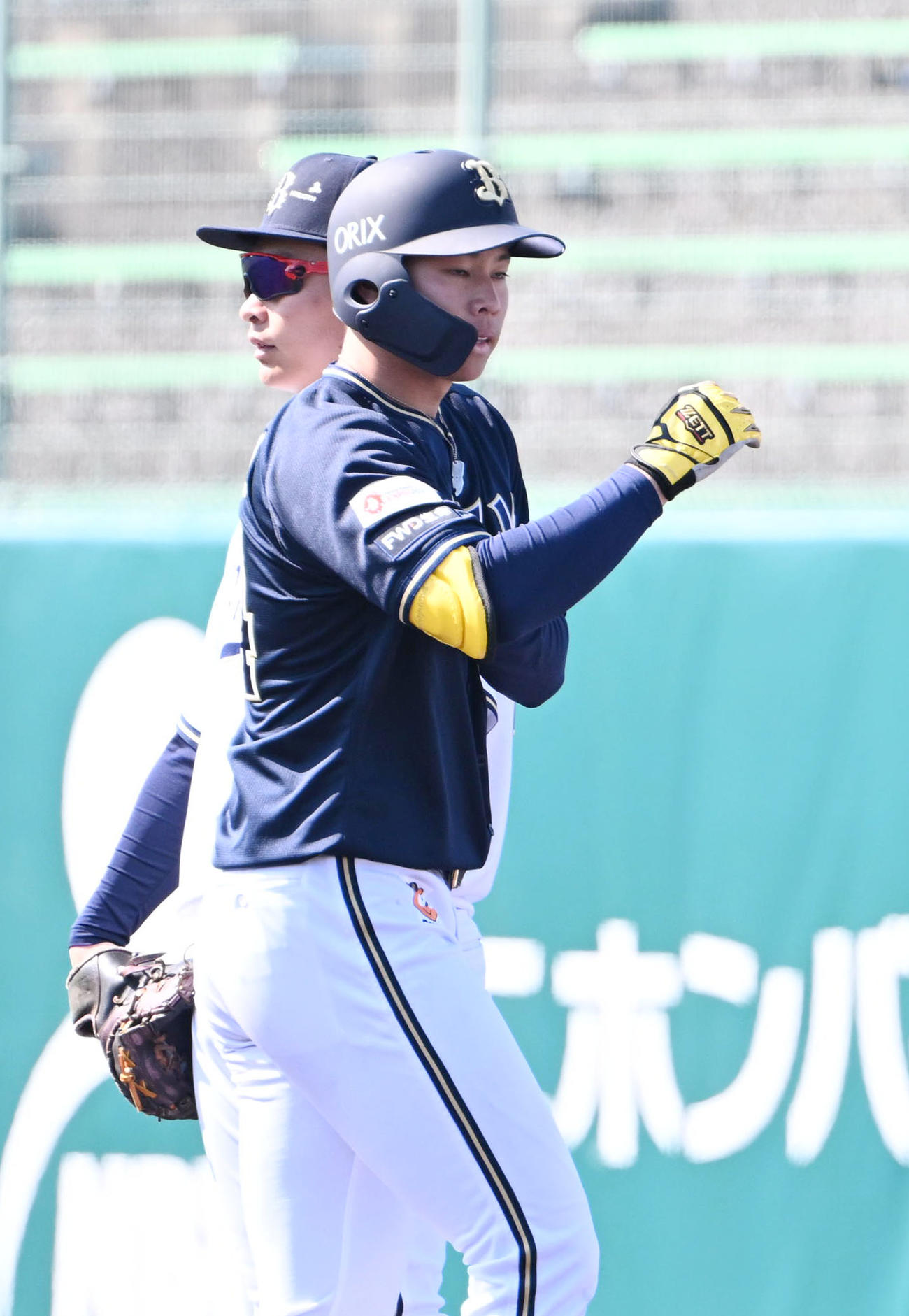 5回表紅組2死、右前打を放った代打の横山聖（撮影・和賀正仁）