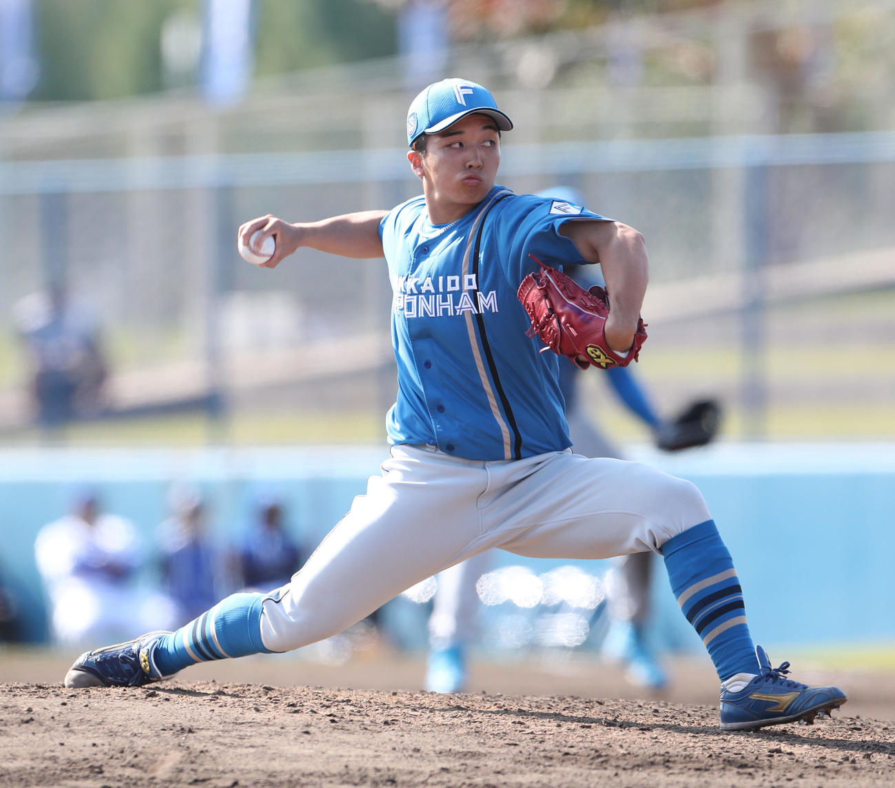 DeNA対日本ハム　日本ハム4番手の山本拓（撮影・佐藤翔太）