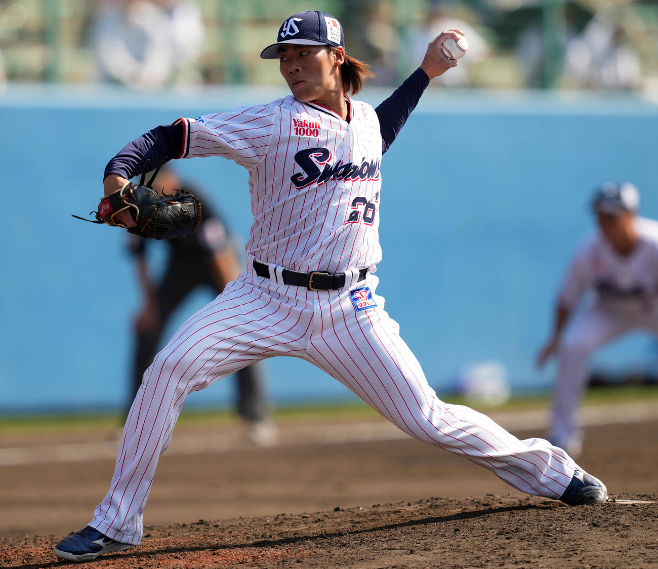 ヤクルト対ロッテ　3番手で登板したヤクルト山野（撮影・横山健太）