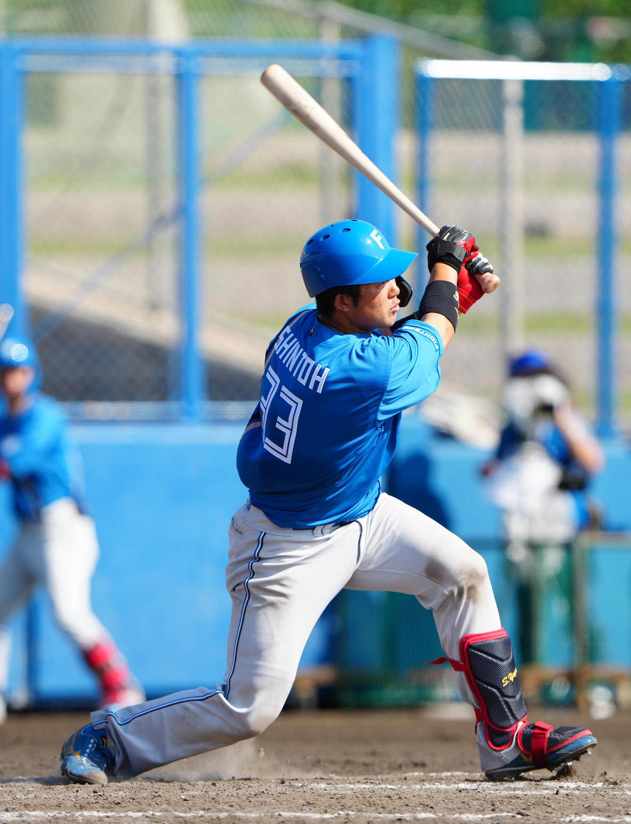 DeNA対日本ハム　9回表日本ハム無死、中前打を放つ進藤（撮影・江口和貴）