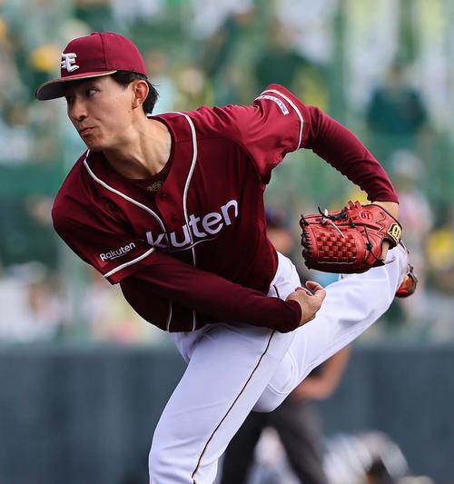 阪神対楽天　楽天5番手の荘司（撮影・上田博志）