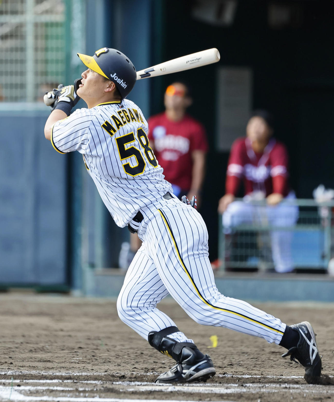 阪神対楽天　6回裏阪神2死一塁、前川は中飛に倒れる（撮影・藤尾明華）