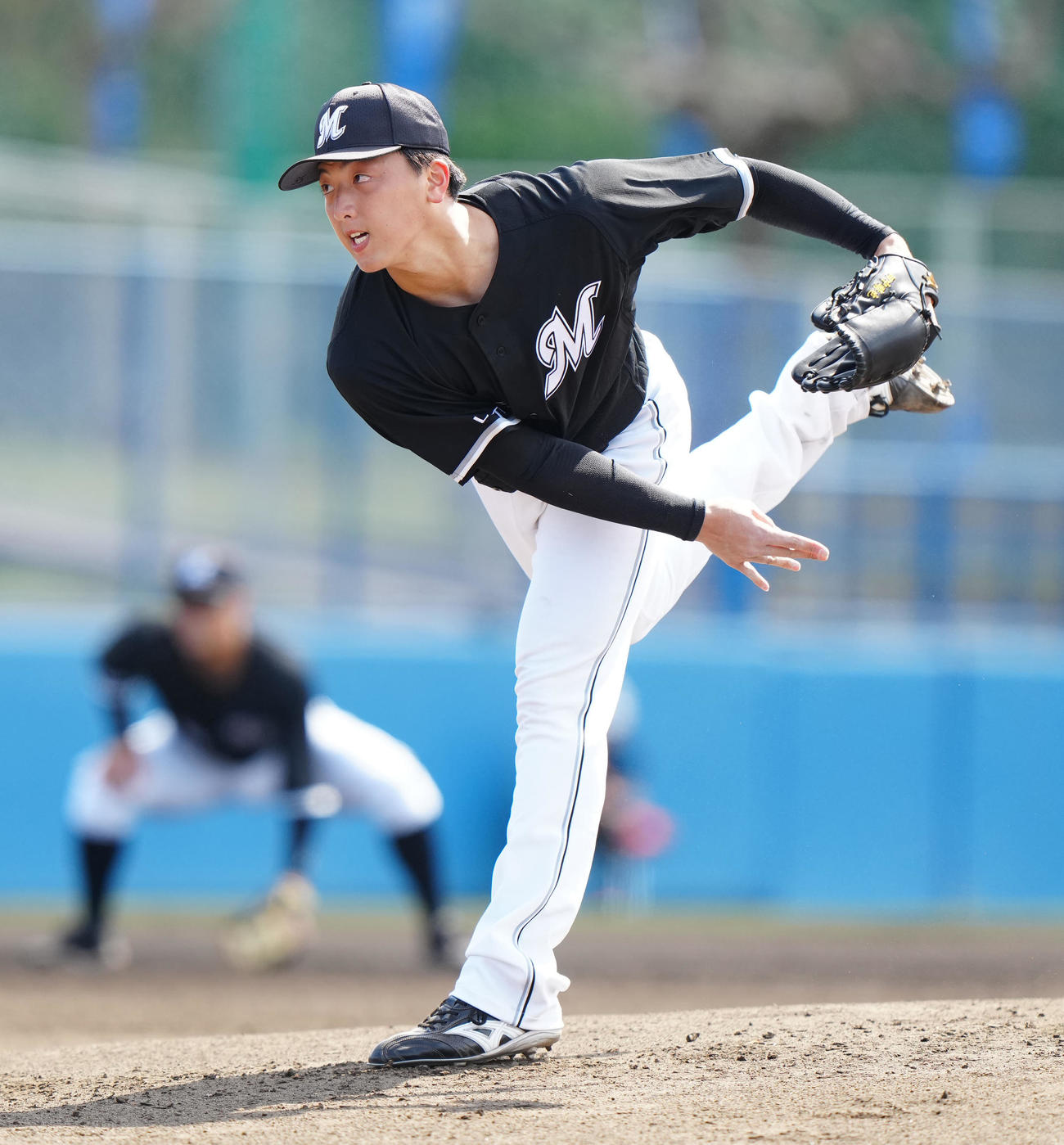 DeNA対ロッテ　ロッテ先発の田中晴（撮影・江口和貴）
