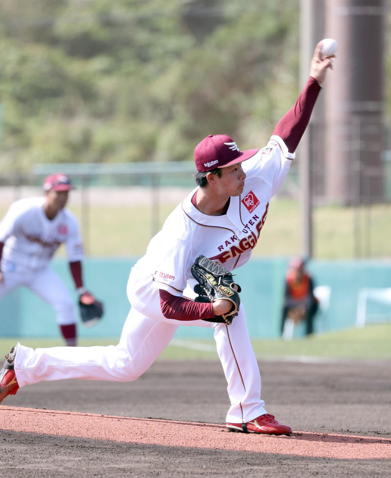 楽天対日本ハム　楽天先発の古謝（撮影・佐藤翔太）