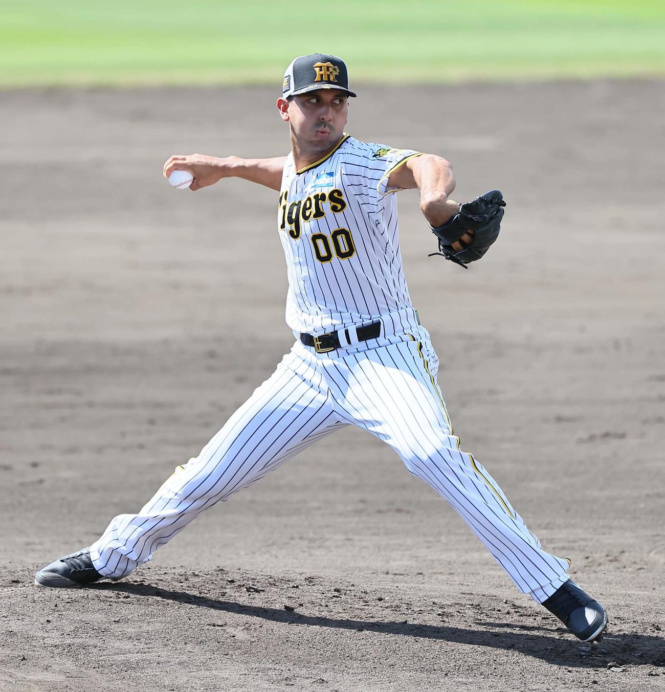 ライブBPで登板するゲラ（撮影・上田博志）
