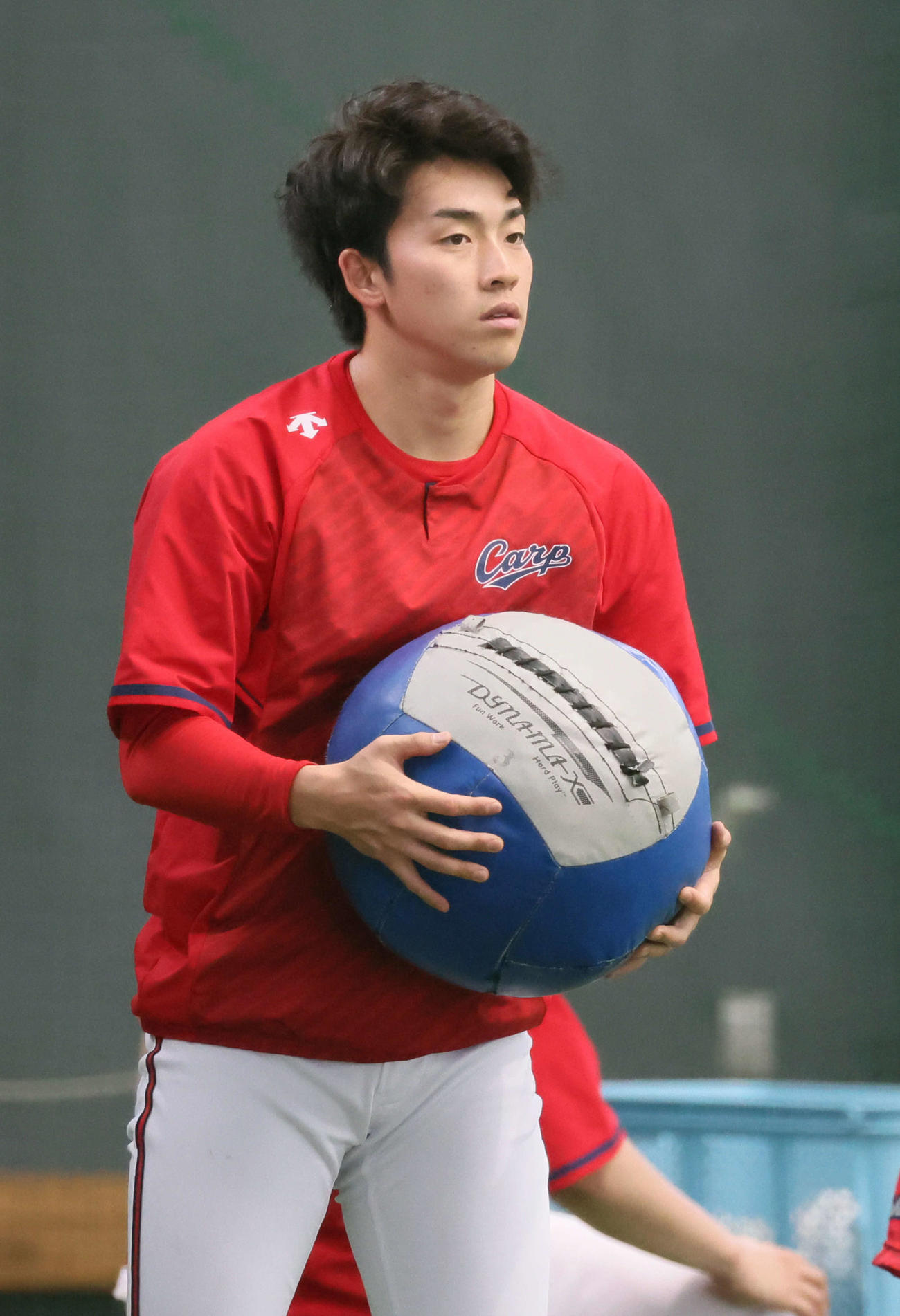 別メニュー調整中の広島ドラフト1位の常広（撮影・加藤孝規）
