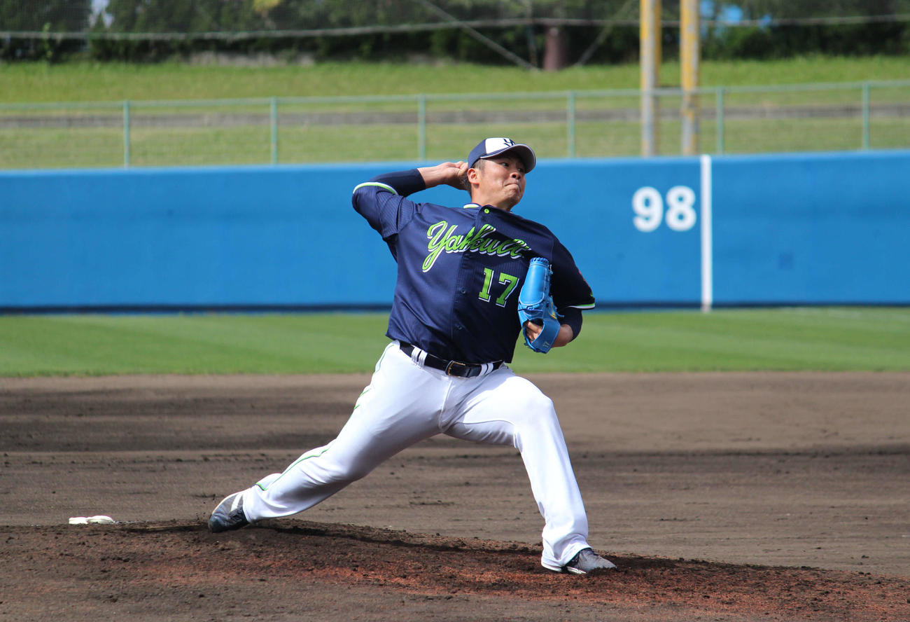 ライブBPに登板したヤクルト清水（撮影・久保賢吾）