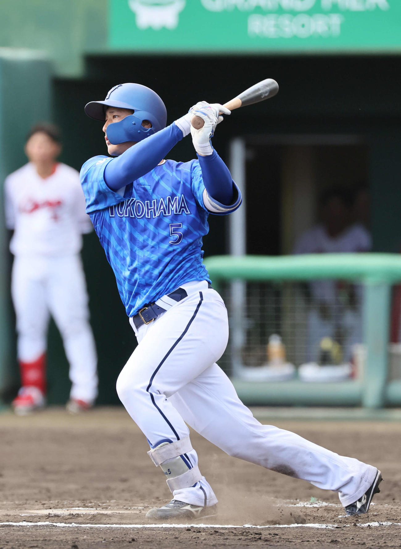 練習試合広島対DeNA 6回表DeNA1死一、三塁、松尾は勝ち越し左前適時打を放つ（撮影・加藤孝規）