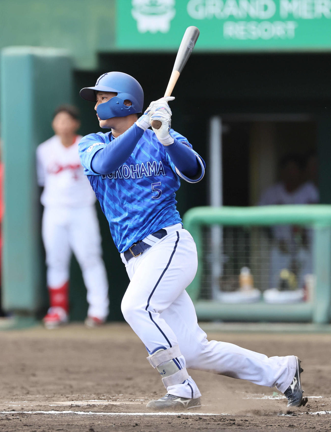 練習試合広島対DeNA 6回表DeNA1死一、三塁、松尾は勝ち越し左前適時打を放つ（撮影・加藤孝規）