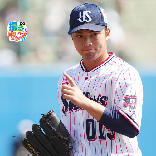 練習試合　ヤクルト対楽天　５回表終了後、ベンチに引き揚げるヤクルト３番手の沼田翔平（撮影・江口和貴）