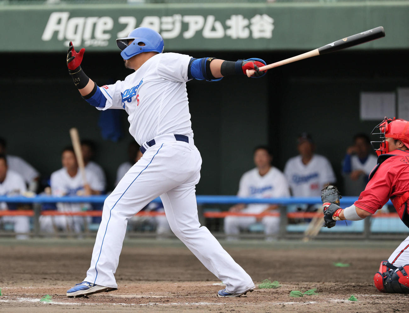 中日対広島　4回裏中日2死、中田は三振（撮影・加藤孝規）